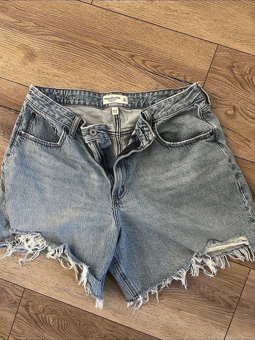 Abercrombie curve love Women's Denim Jean Shorts Size 31